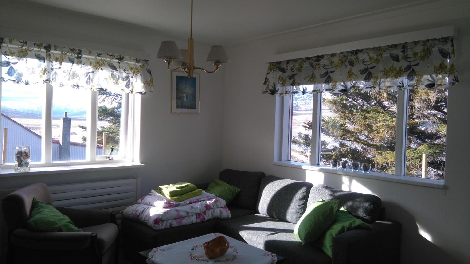 Brunalaug Guesthouse - Holiday Home Eyjafjaroarsveit Εξωτερικό φωτογραφία
